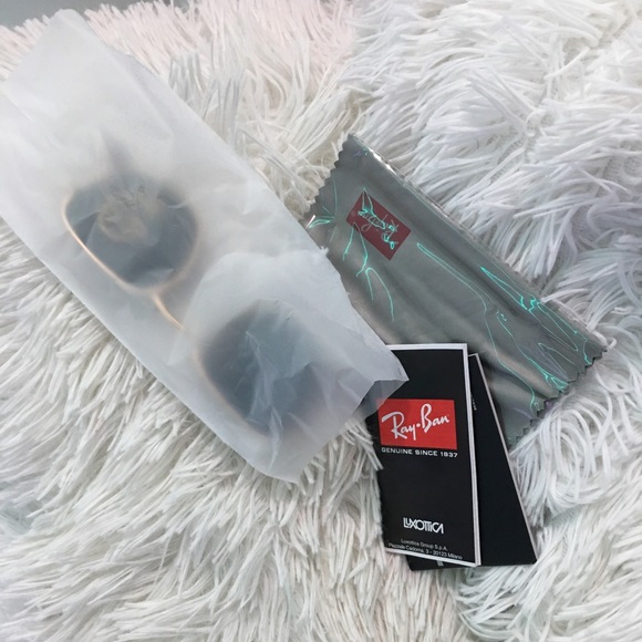 Ray Ban hexagon gold frame sunglasses - Picture 7 of 8